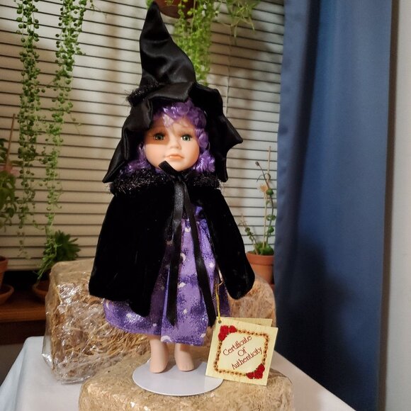 Rare Vintage Dan-Dee Int'l Ltd. Halloween Fine Bisque Porcelain Witch Doll - Picture 1 of 14